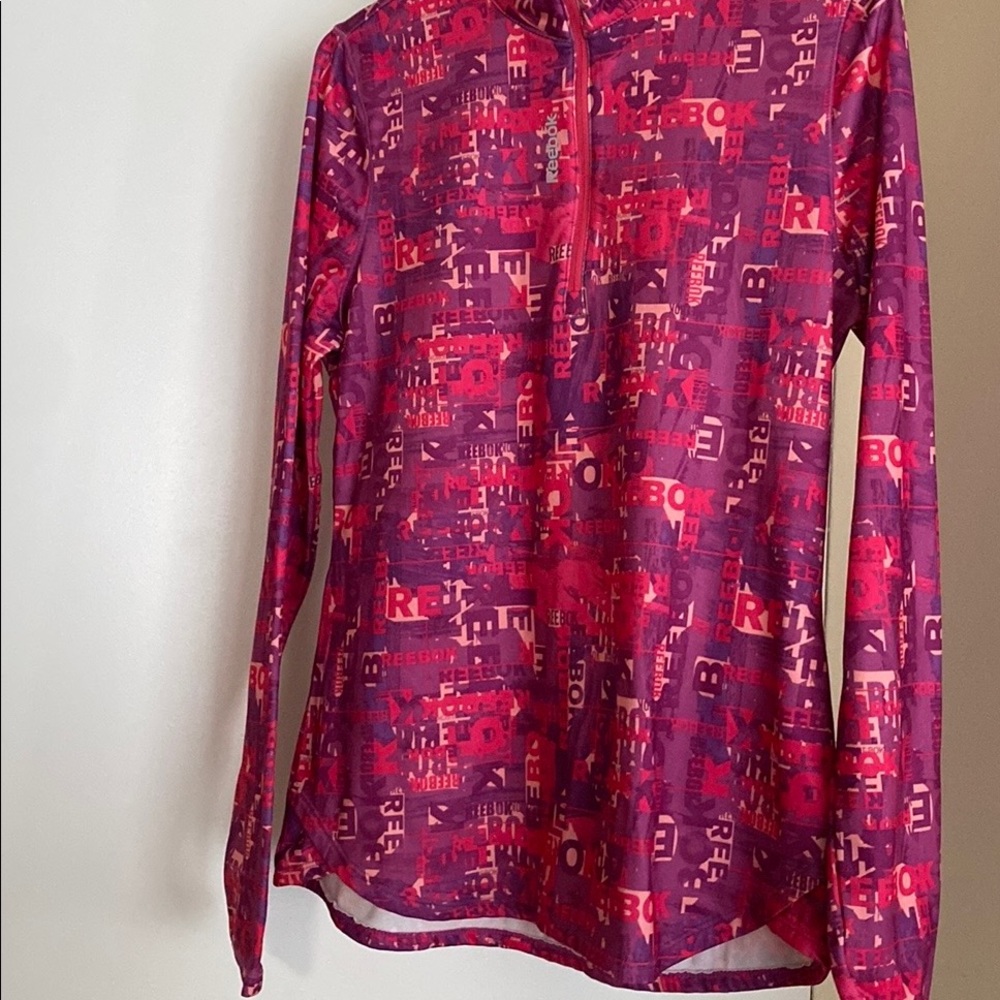 Reebok Dri Fit Pullover-Size M. Pink